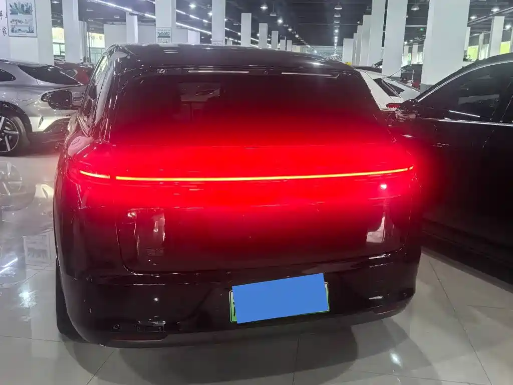 Ideal L7 2023 Pro купить на сайте DeffCars