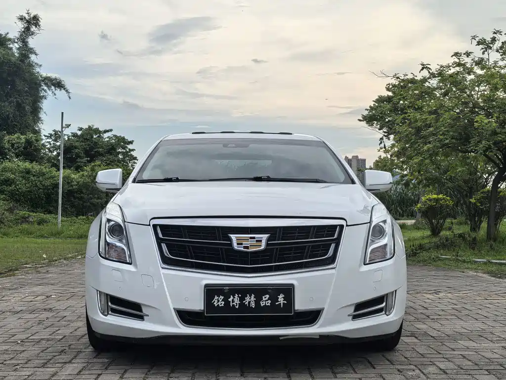 Cadillac XTS 2017 28T luxury model купить на сайте DeffCars