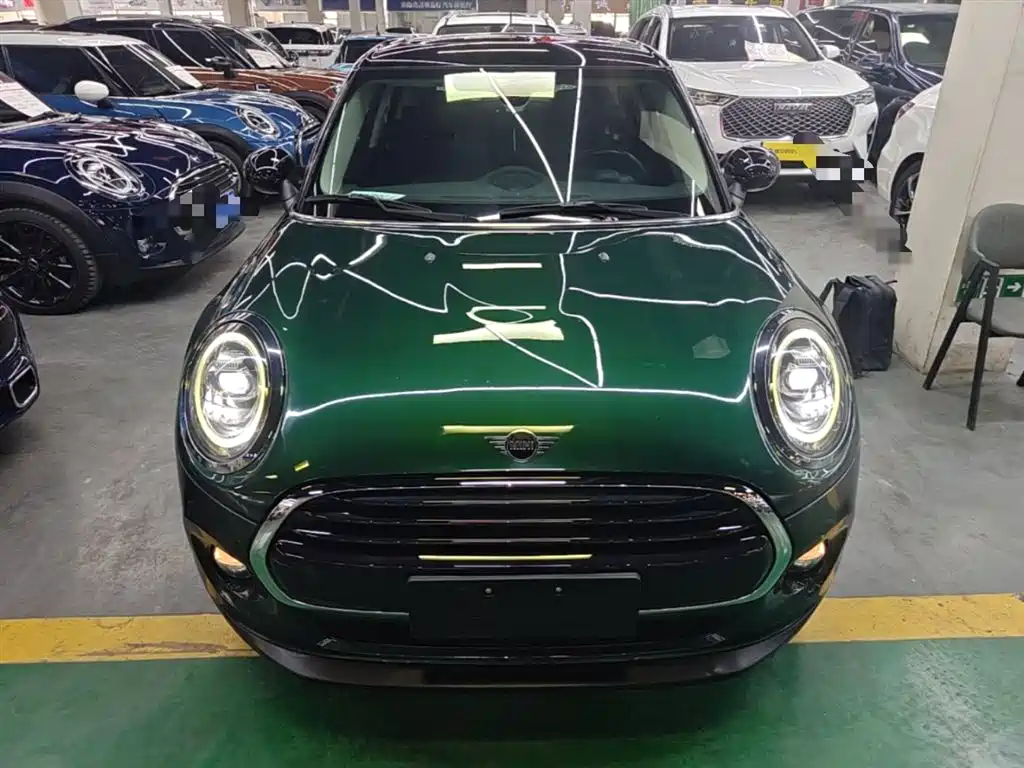 MINI 2018 1.5T COOPER Classic Five-Door Edition купить на сайте DeffCars