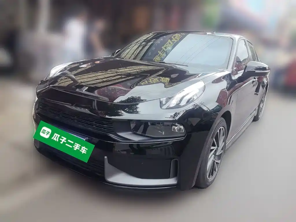 Lynk & Co 03 2022 1.5TD DCT Plus купить на сайте DeffCars