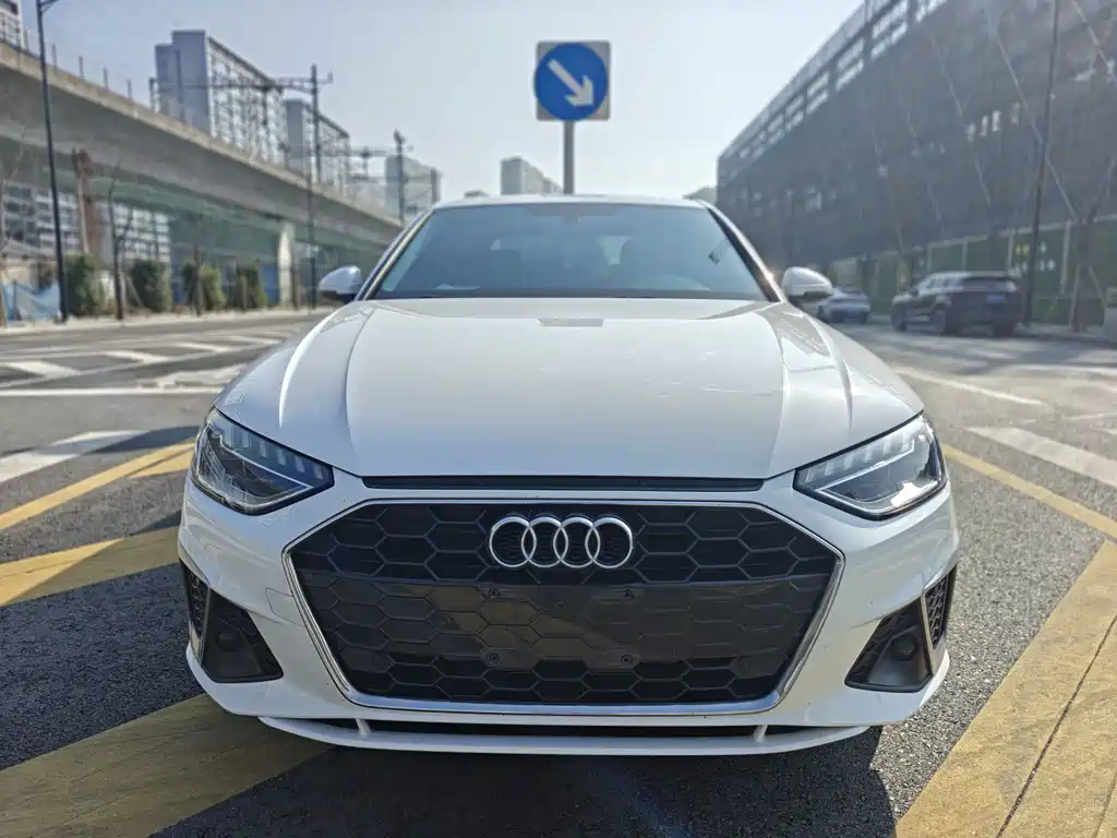 Audi A4L 2023 40 TFSI Fashionable and Dynamic купить на сайте DeffCars