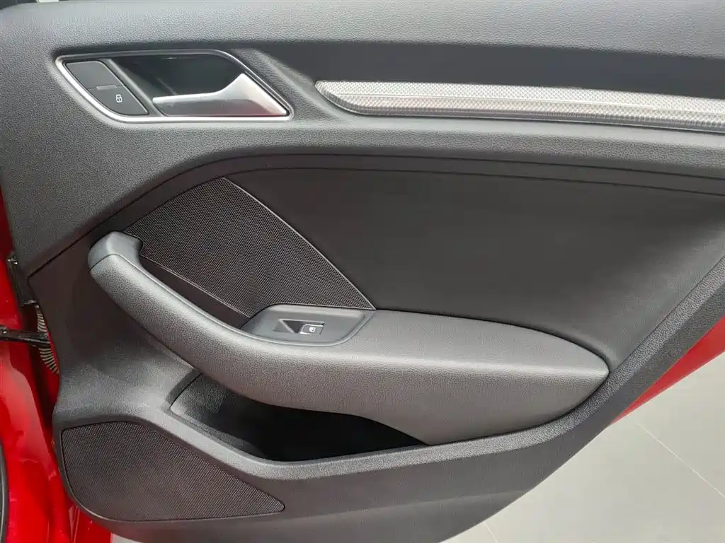 Audi A3 2019 Limousine 35 TFSI Fashion Type National VI купить на сайте DeffCars