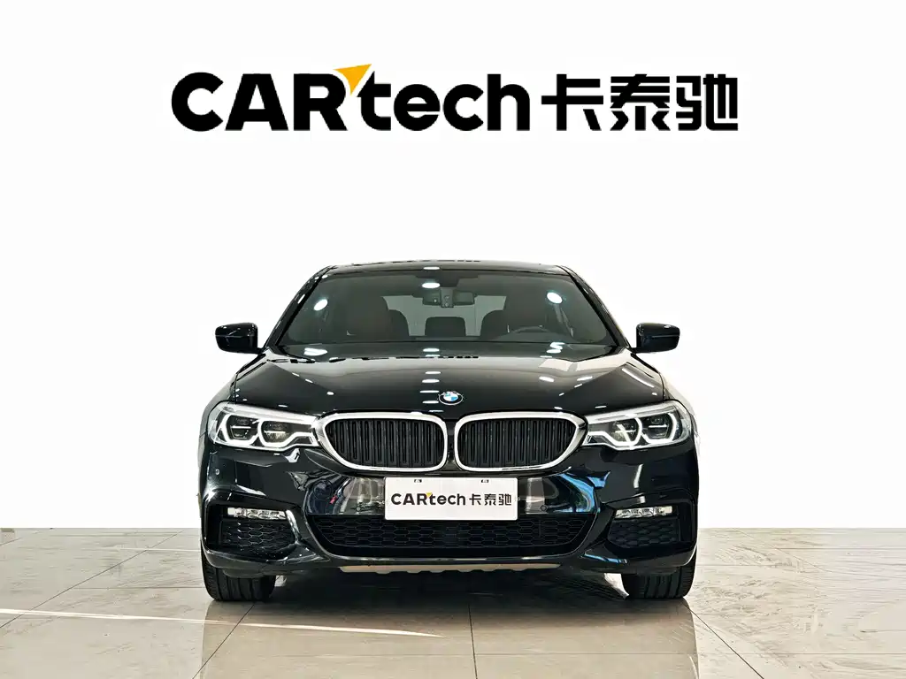 BMW 5 Series 2018 facelift 530Li leading M sports package купить на сайте DeffCars
