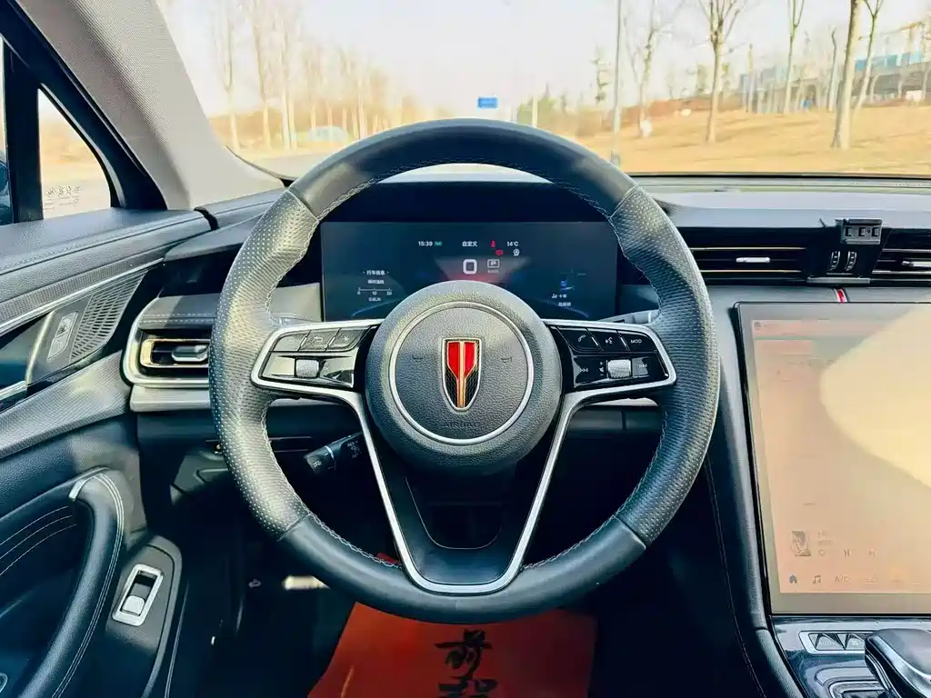 Hongqi H5 2023 2.0T Automatic Zhilianqichang Edition купить на сайте DeffCars