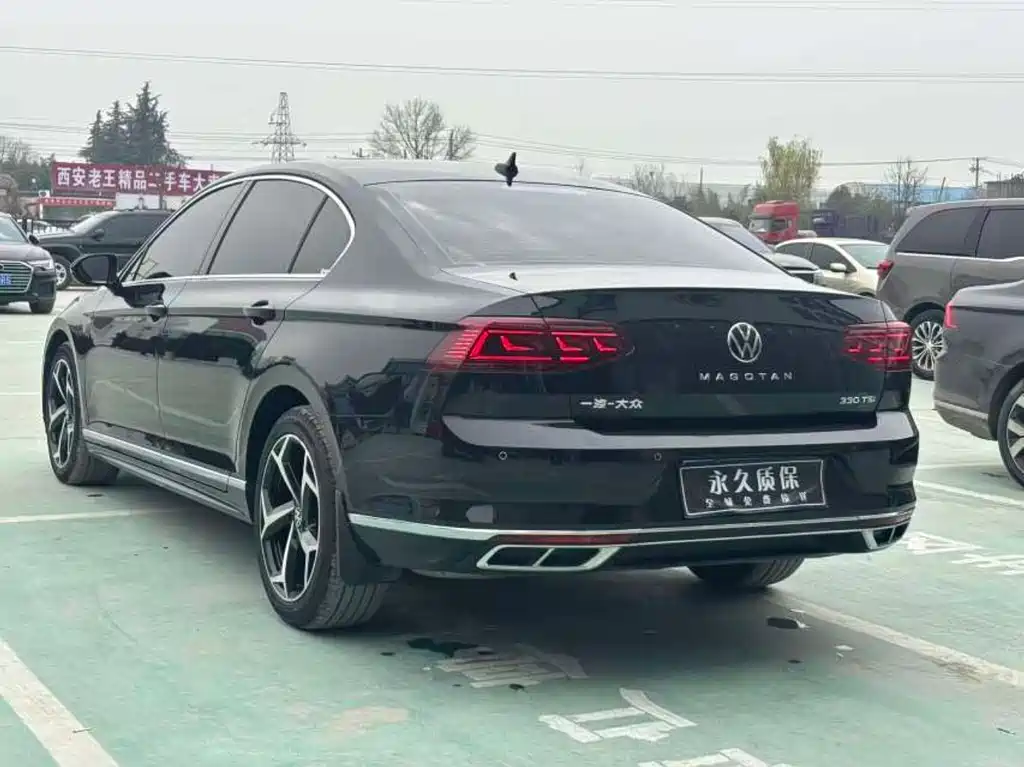 Magotan 2023 2 million commemorative edition 330TSI DSG leading model купить на сайте DeffCars