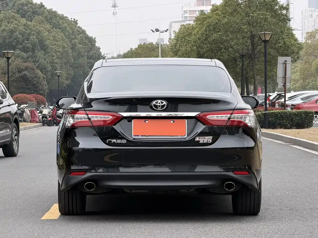 Camry 2019 2.5G Deluxe Edition National VI купить на сайте DeffCars