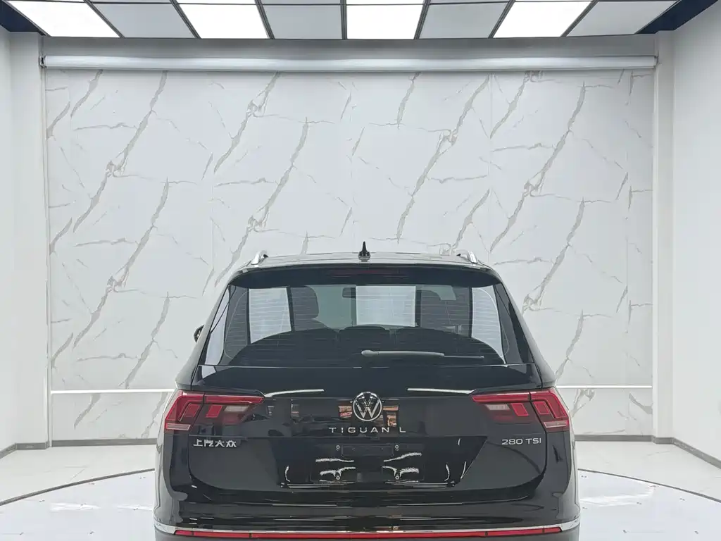 Tiguan L 2023 280TSI automatic two-wheel drive Chaochuang limited edition купить на сайте DeffCars