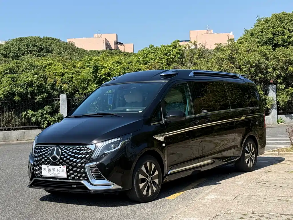 Vito 2023 2.0T Business Edition 7 seats купить на сайте DeffCars