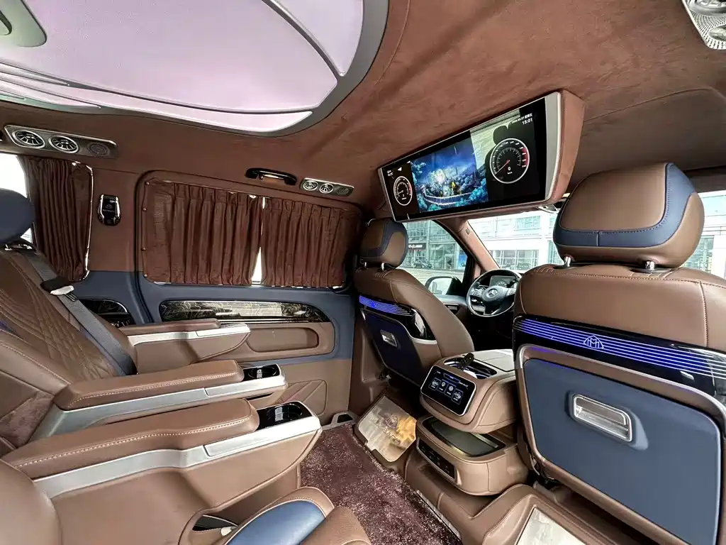 Vito 2023 2.0T Business Edition 7 seats купить на сайте DeffCars