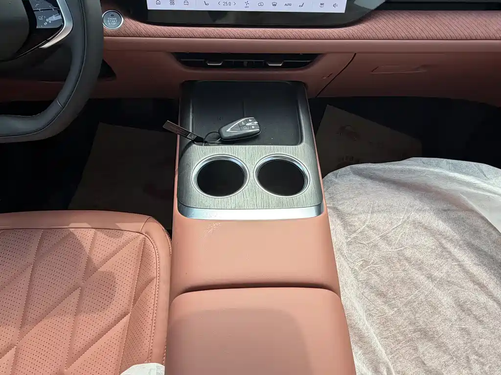 Changan CS75PLUS 2025 fourth generation 1.5T new Blue Whale smart exclusive model купить на сайте DeffCars