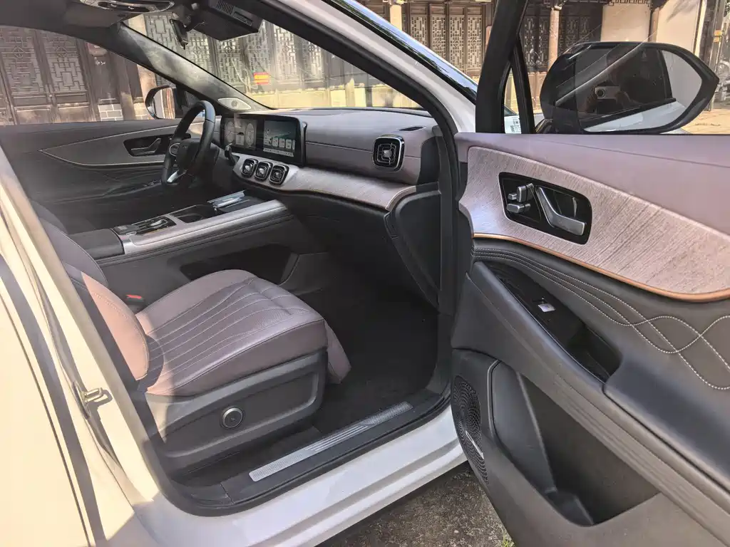 Tiggo 9 2025 2.0T automatic two-wheel drive exclusive version 5 seats купить на сайте DeffCars