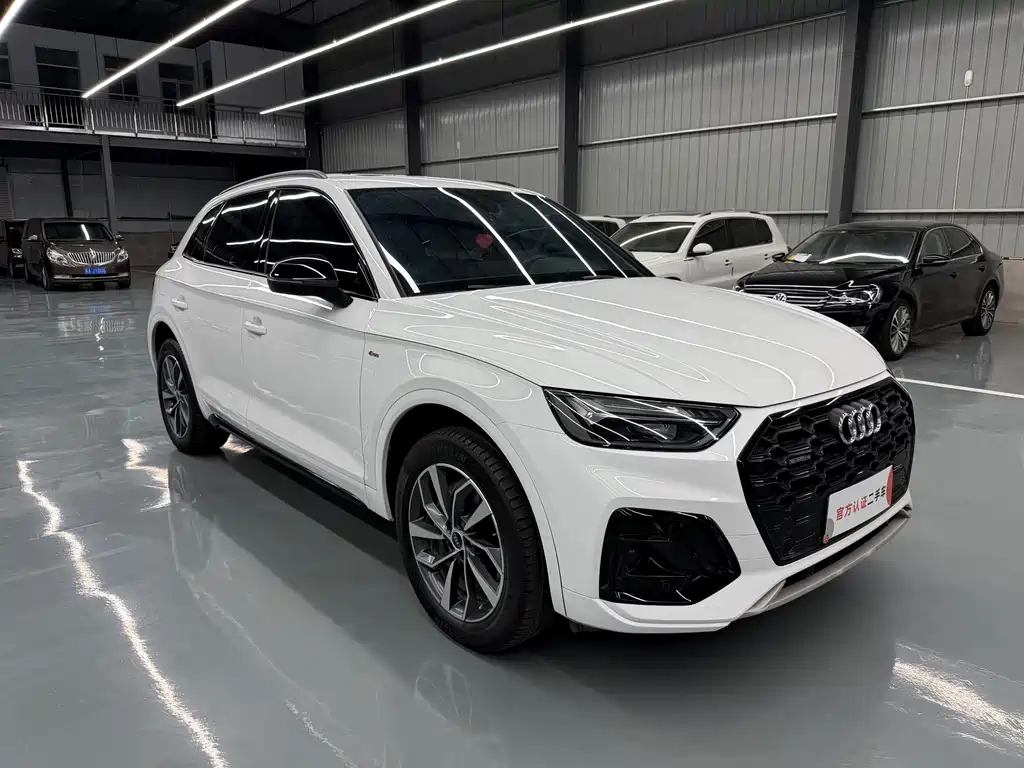 Audi Q5L 2023 40T luxury and dynamic model купить на сайте DeffCars