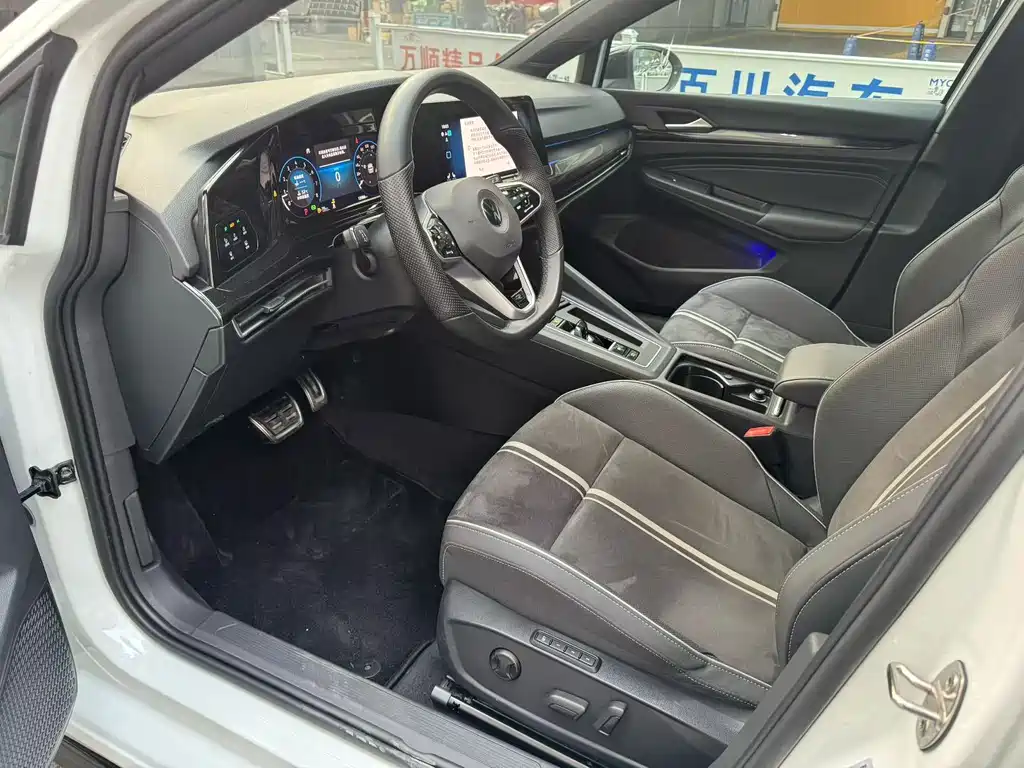 Golf 2023 280TSI DSG R-Line купить на сайте DeffCars