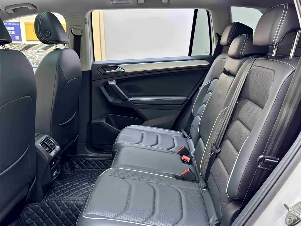 Tiguan L New Energy 2020 430PHEV plug-in hybrid flagship version купить на сайте DeffCars