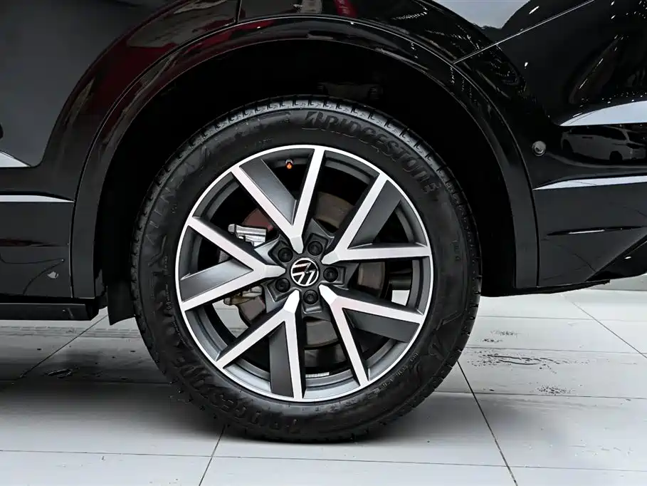 Touareg 2023 3.0TSI Ruixiang Edition Classic Sports Package купить на сайте DeffCars