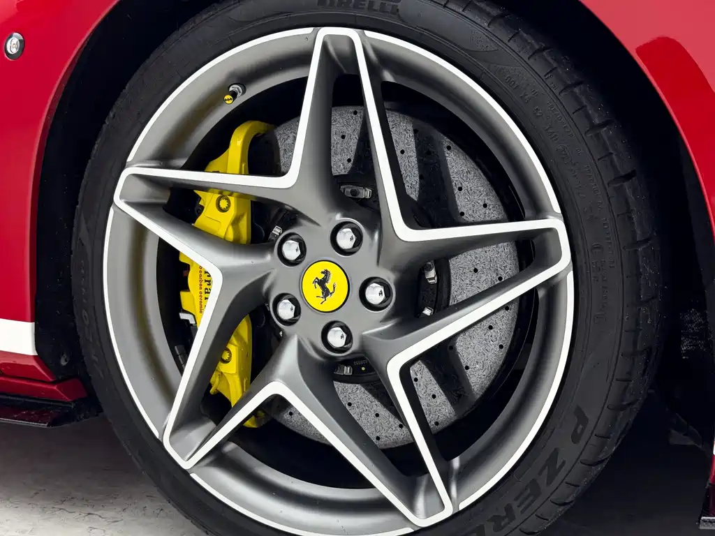 Ferrari F8 2020 Spider 3.9T V8 купить на сайте DeffCars