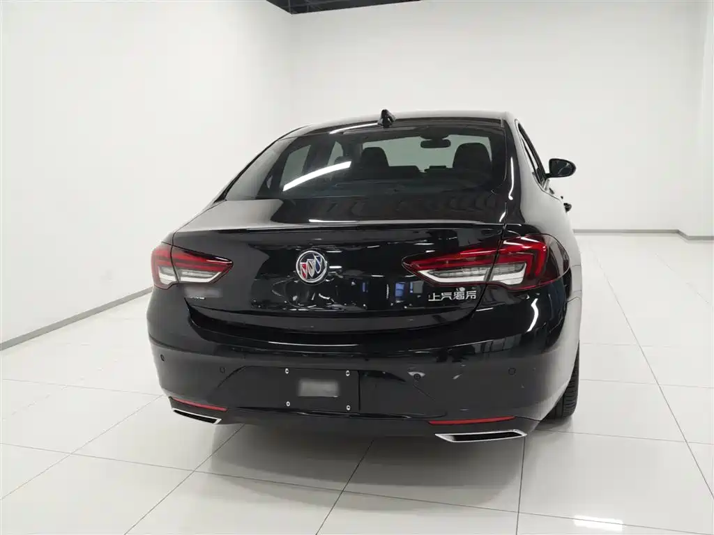 Regal 2023 552T smart model купить на сайте DeffCars