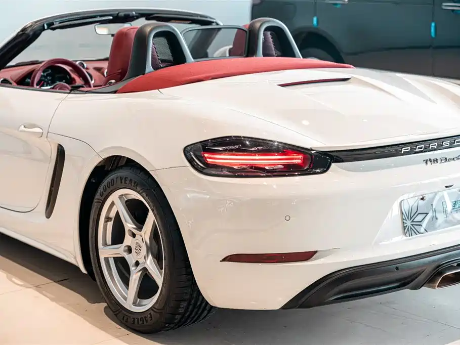 Porsche 718 2022 Boxster T 2.0T купить на сайте DeffCars