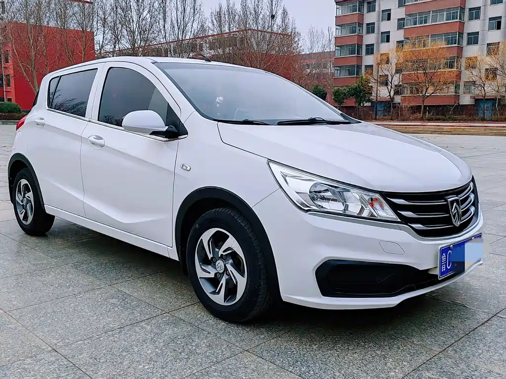 Baojun 310 2016 1.2L manual comfort model купить на сайте DeffCars