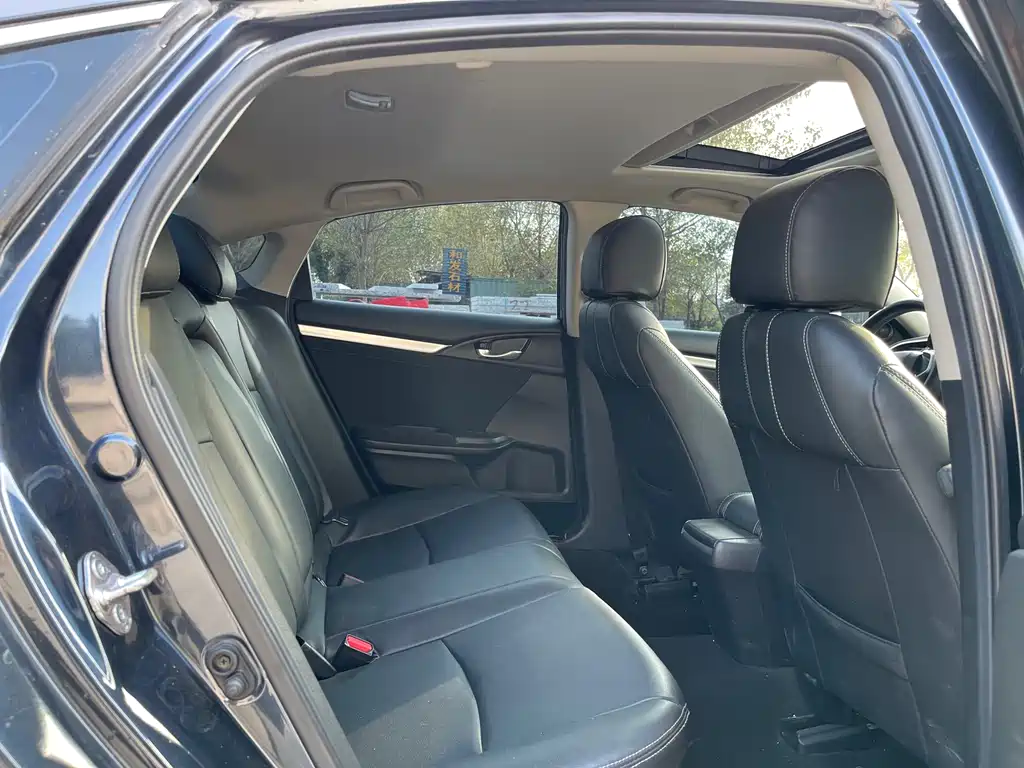 Civic 2019 220TURBO CVT combustion version National VI купить на сайте DeffCars