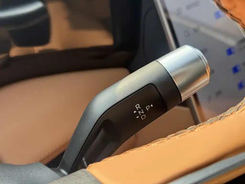 Galaxy L7 2025 EM-i 115km Discovery+ Edition купить на сайте DeffCars