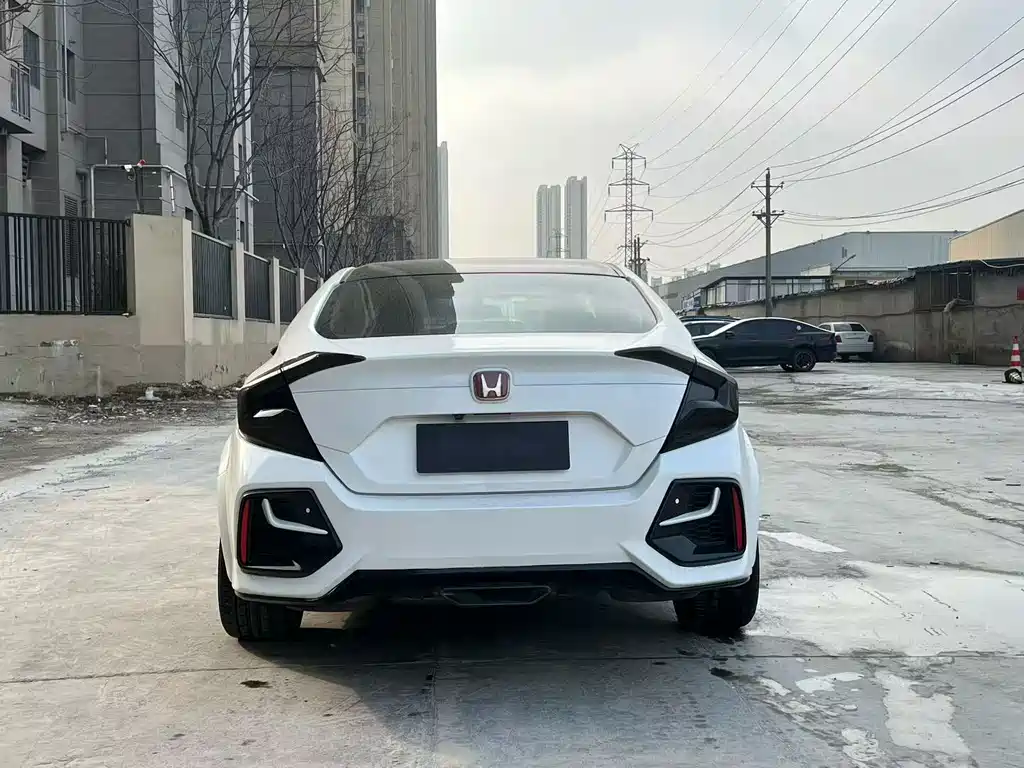Civic 2016 220TURBO CVT Premium Edition купить на сайте DeffCars