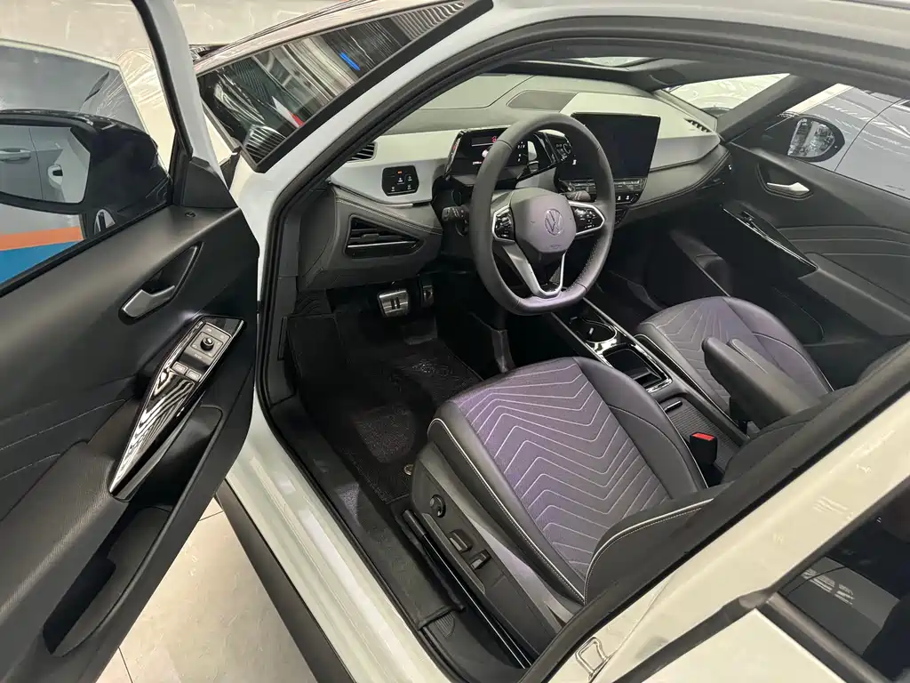 Volkswagen ID.3 2024 Outstanding Edition купить на сайте DeffCars