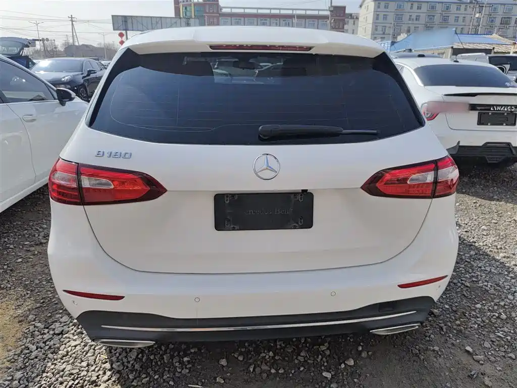 Mercedes-Benz B-Class 2021 B 180 Fashion Model купить на сайте DeffCars