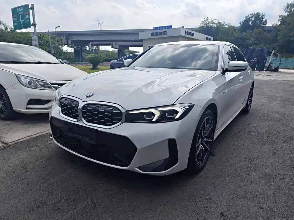 BMW 3 Series 2025 325Li M Sports Package купить на сайте DeffCars