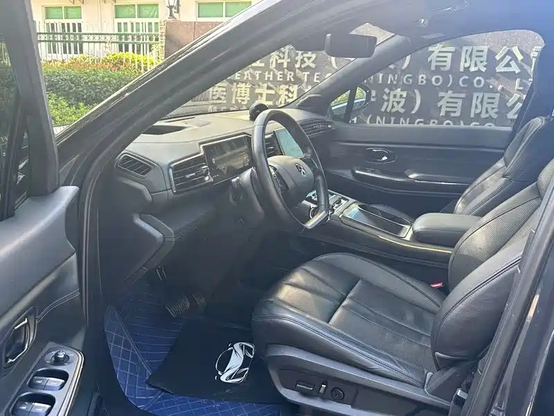 NIO ES8 2020 450KM six-seater version купить на сайте DeffCars