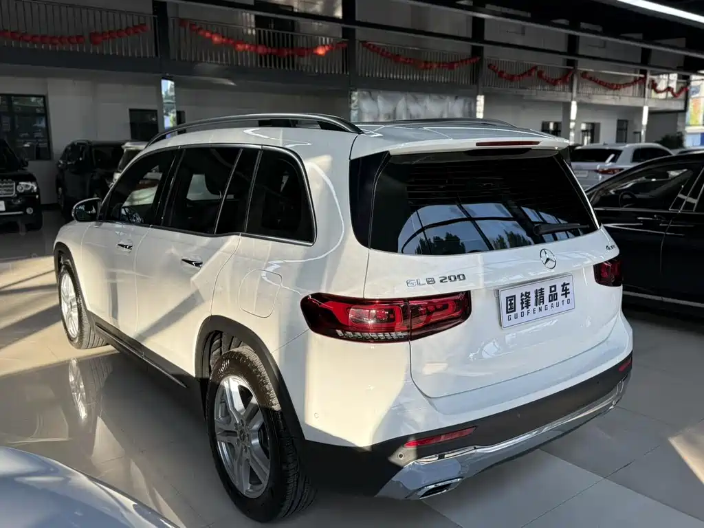 2022 Mercedes GLB 200 Dynamic купить на сайте DeffCars