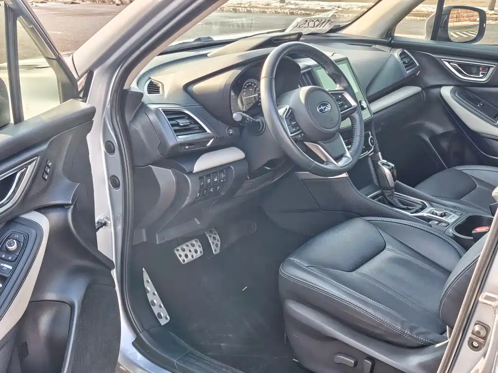 Forester 2022 2.0i AWD Ultimate EyeSight купить на сайте DeffCars