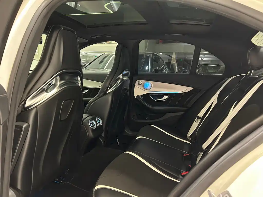 Mercedes-Benz C-Class AMG 2019 AMG C 63 S купить на сайте DeffCars