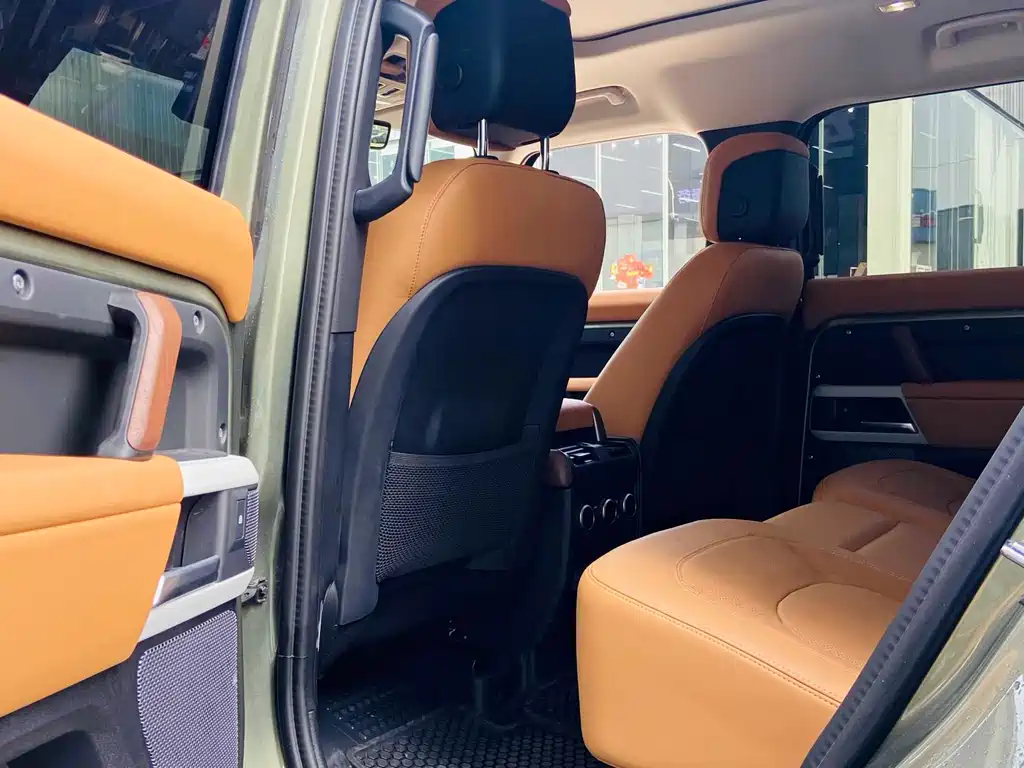 Land Rover Defender 2024 110 3.0T P400 Dark Special Edition купить на сайте DeffCars