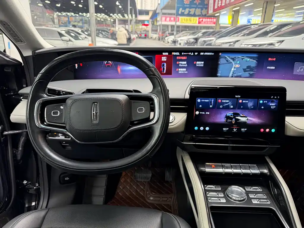Voyager 2023 2.0T four-wheel drive exclusive edition купить на сайте DeffCars