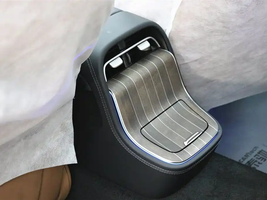 Mercedes-Benz E-Class 2026 E 300 L Luxury Model купить на сайте DeffCars