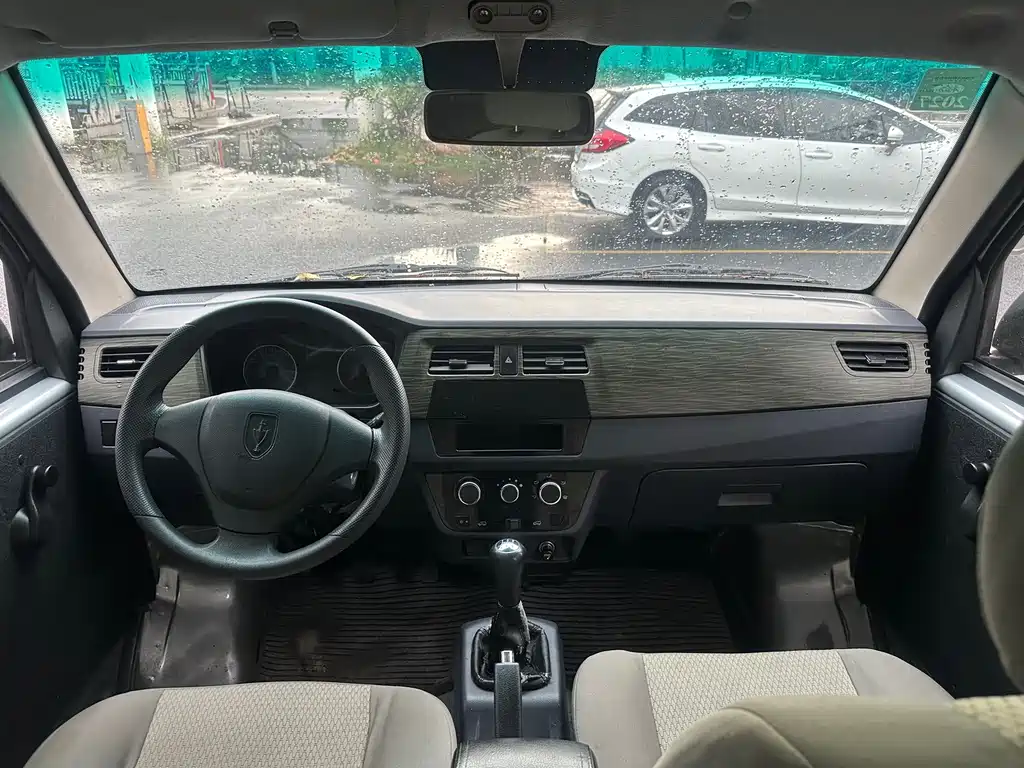 New Hiace X30L 2023 1.5L Fortune Edition Bus 5/6/7 Seats Central Air Conditioning Version SWC15M купить на сайте DeffCars