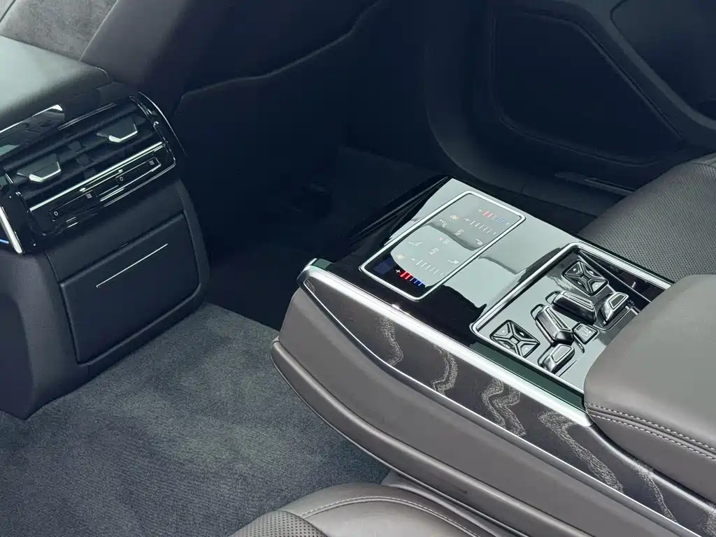 Audi A8 2021 A8L 50 TFSI quattro comfort type купить на сайте DeffCars