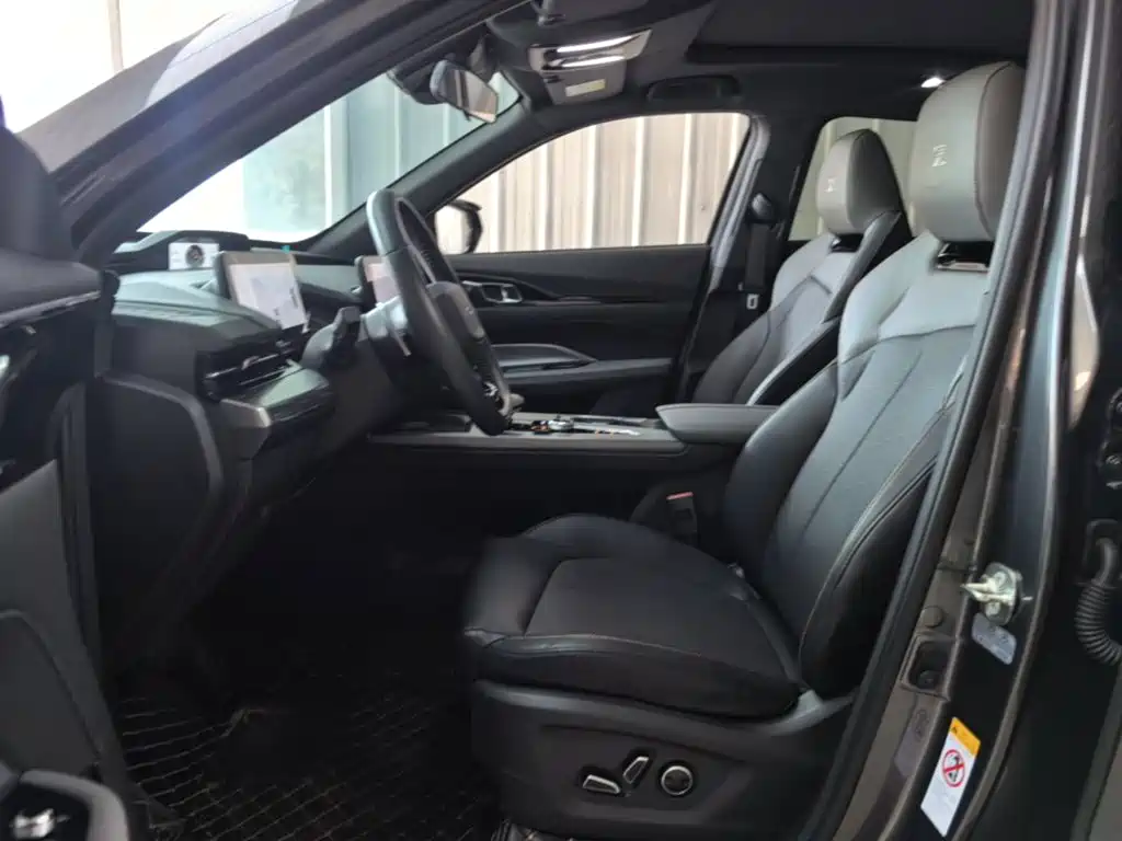 Changan Auchan Z6 2022 Blue Whale 1.5T DCT Smart City Edition купить на сайте DeffCars