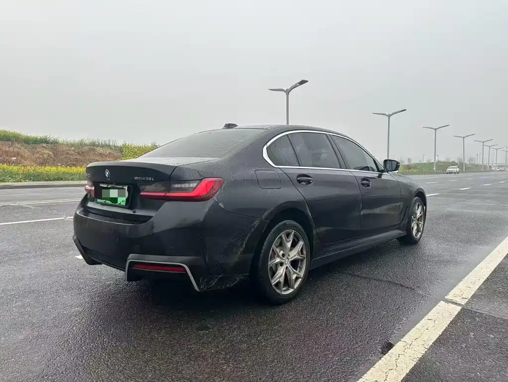 BMW i3 2024 eDrive 35 L купить на сайте DeffCars