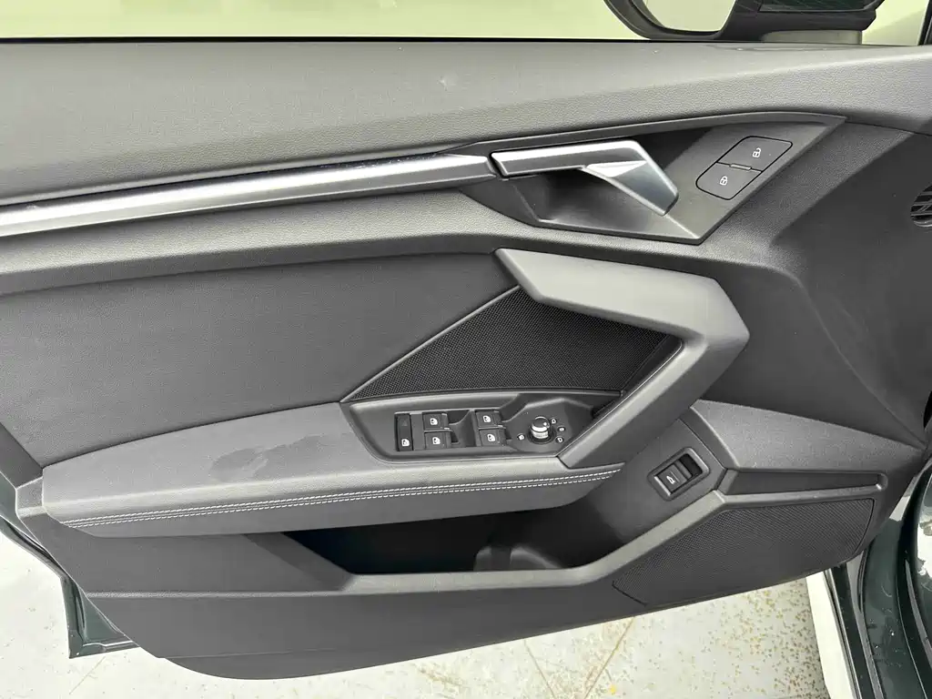 Audi A3 2023 Sportback 35 TFSI stylish and sporty купить на сайте DeffCars