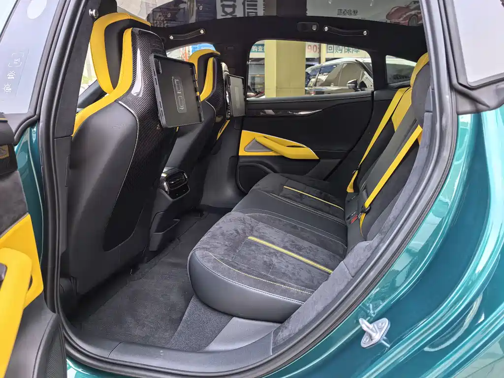 Xiaomi SU7 Ultra 2025 Ultra купить на сайте DeffCars