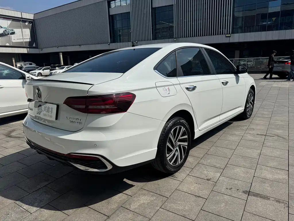 Lavida 2023 280TSI DSG Starry Sky Full Edition купить на сайте DeffCars