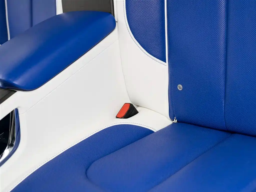 Cullinan 2018 four-seat version купить на сайте DeffCars