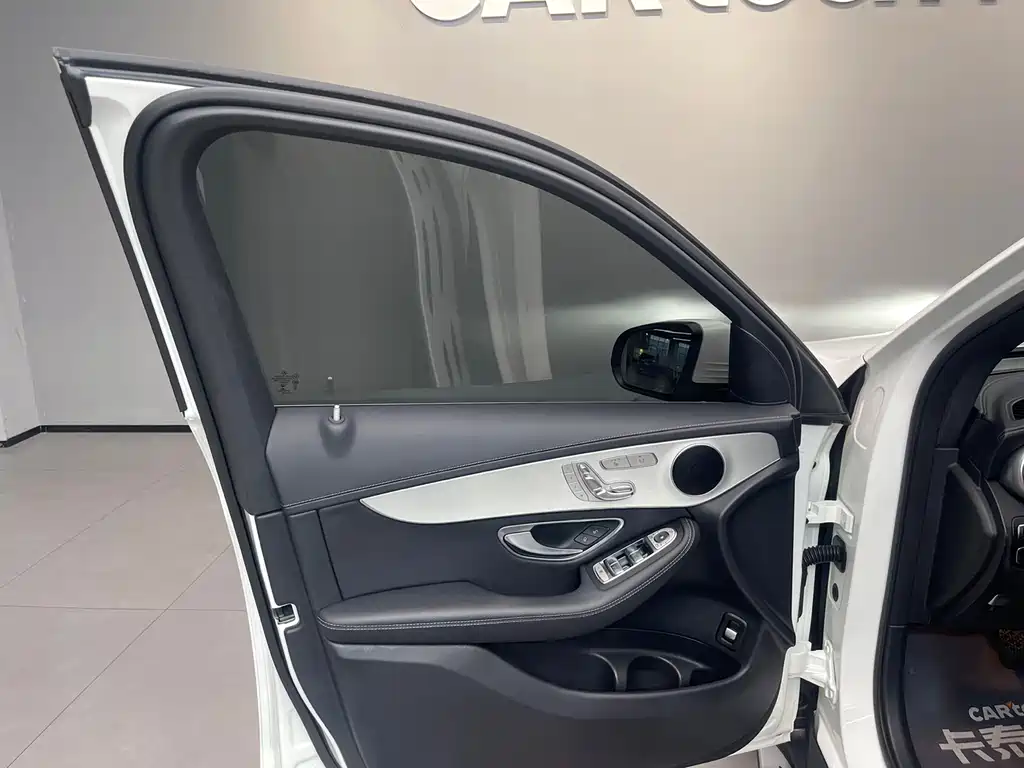 Mercedes-Benz GLC 2022 facelift second GLC 260 L 4MATIC dynamic version купить на сайте DeffCars