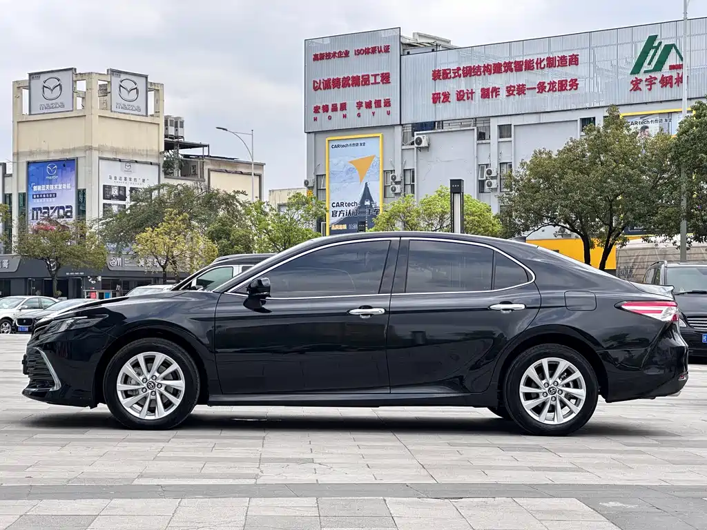 Camry 2021 2.0G Deluxe Edition купить на сайте DeffCars
