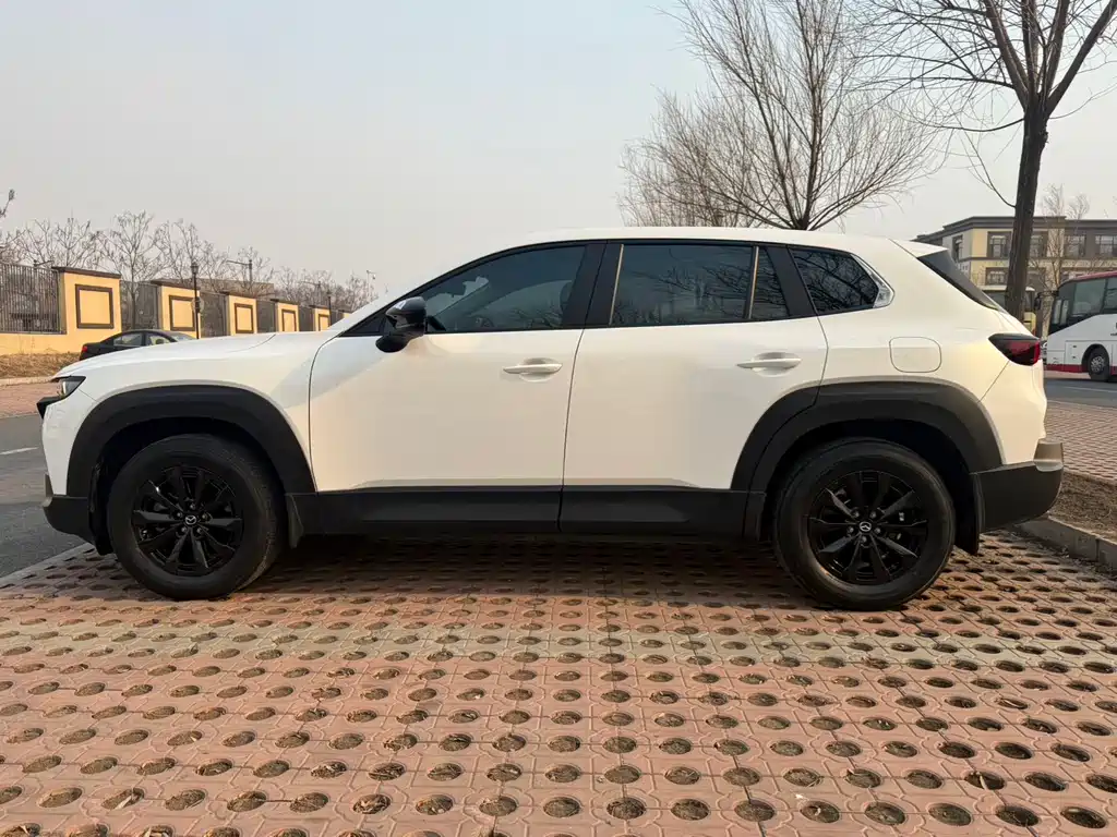 Mazda CX-50 Xingye 2023 2.0L Leading Edition купить на сайте DeffCars