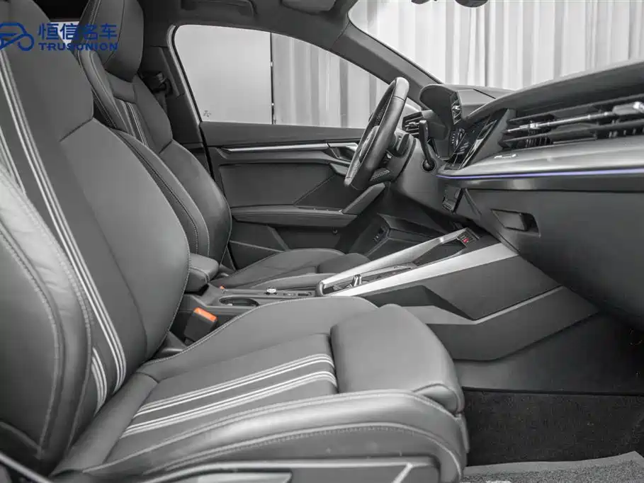 Audi A3 2024 Sportback 35 TFSI stylish and sporty купить на сайте DeffCars
