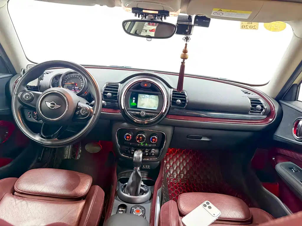 MINI CLUBMAN 2016 facelift 1.5T COOPER Connoisseur’s Edition купить на сайте DeffCars