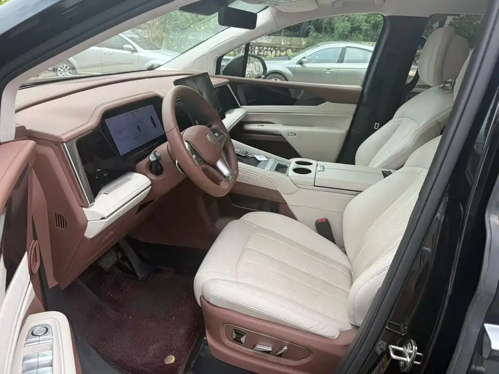 Summer 2025 DM-i 1.5T 180km Excellent Type купить на сайте DeffCars